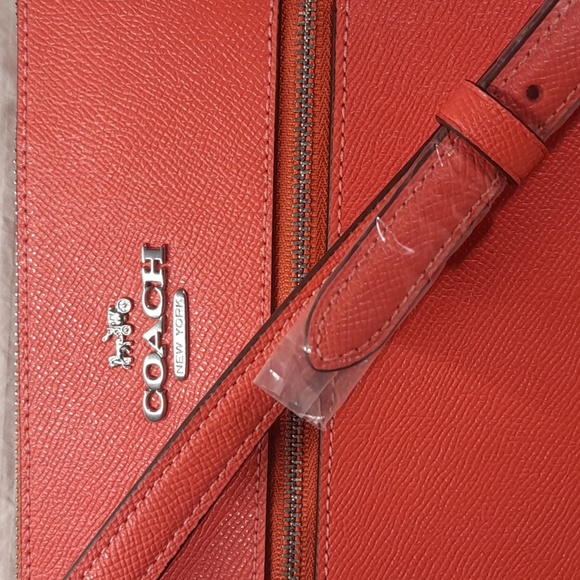 COACH CROSS BODY BAG - Picture 3 of 5